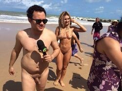 Fotos Mendigata pelada na praia de Tambaba em João Pessoa