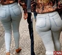Voyeur extreme cavala de jeans colada da bunda em Vitória - ES