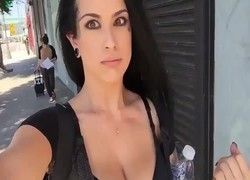 Video mulher tesuda andando pela cidade sem calcinha ainda gravou video