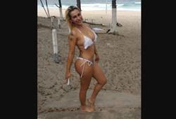 Video peituda carioca Nicole Bittencourt sexo na Praia da Barra RJ